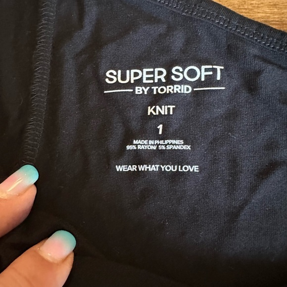 TORRID Favorite Tunic Super Soft One Shoulder Tunic Tank - Picture 6 of 11